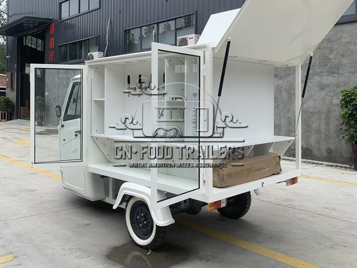 White Piaggio APE Food Truck Beer Food Truck for Sale
